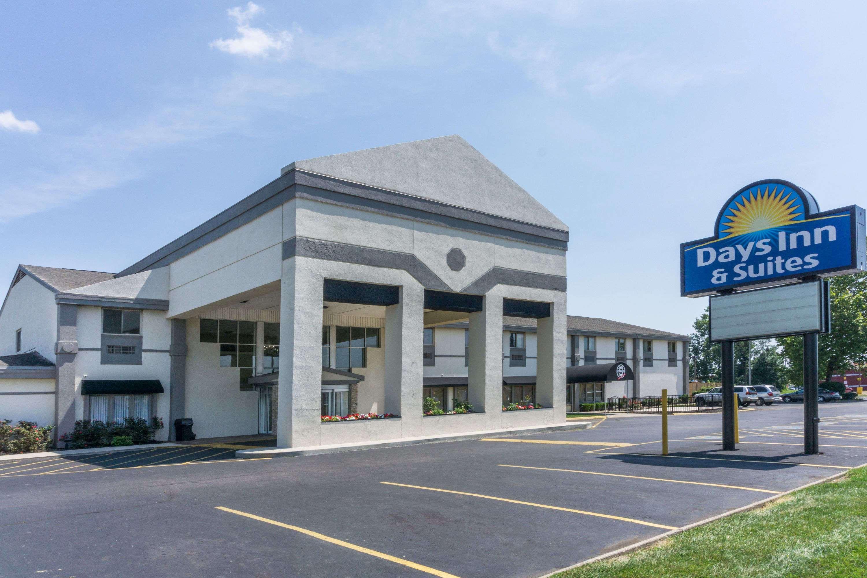 Days Inn By Wyndham Columbus East Airport Екстер'єр фото